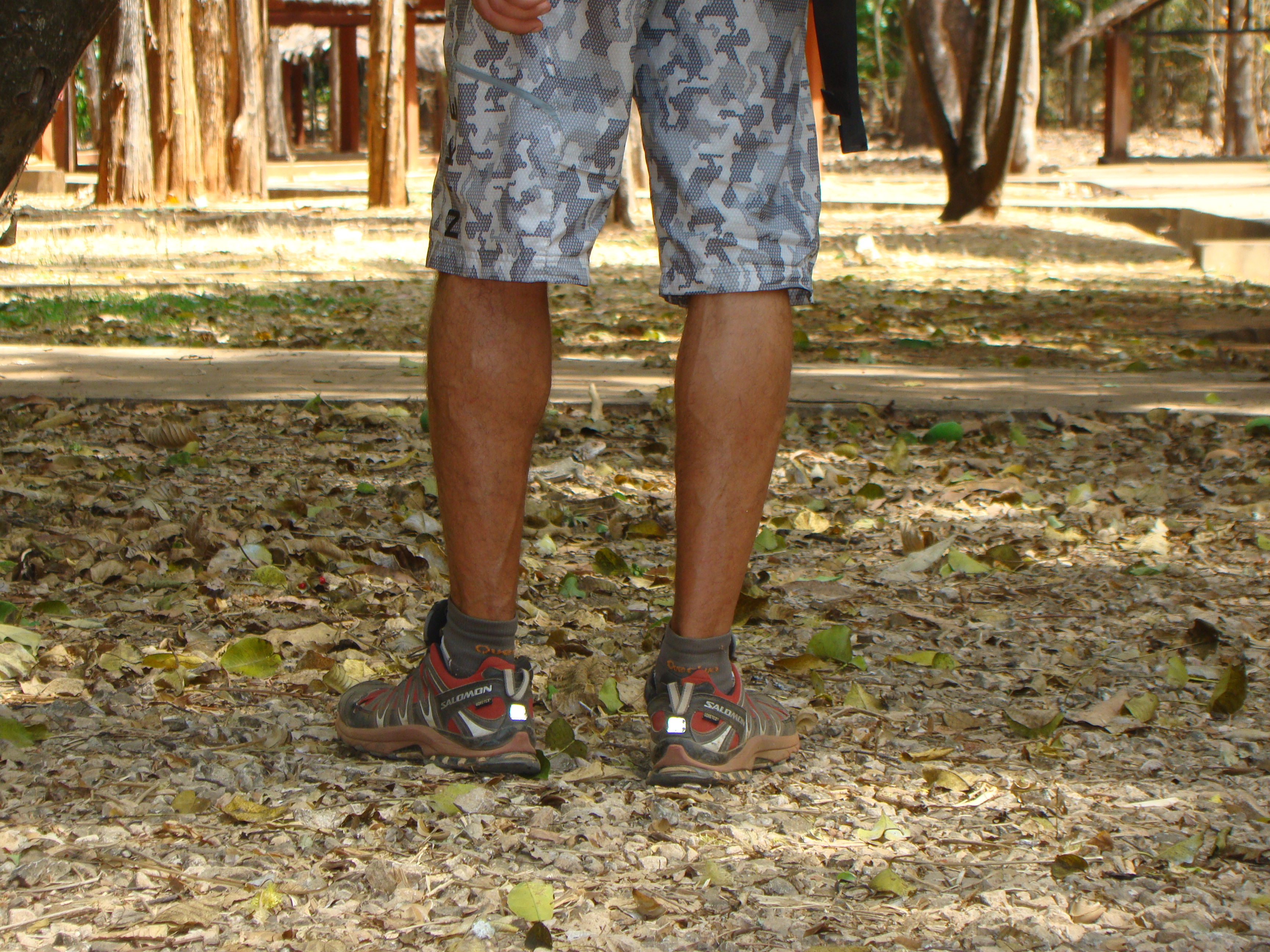 Pies en zapatillas, Madagascar, 2011